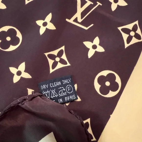 Authentic Vintage Louis Vuitton Large Monogram Silk Scarf - Picture 9 of 15
